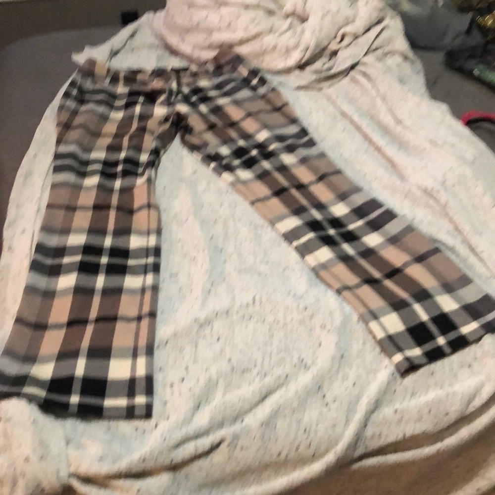 Ladies slacks plaid black and tan